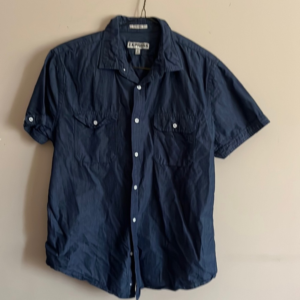 Express men’s short sleeve shirt non smoker size large fitted